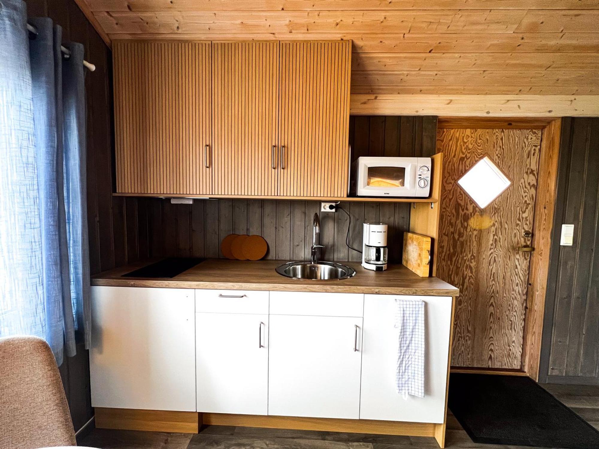 Lofoten Beach Camp Ramberg Exterior photo